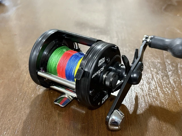 abu garcia baitcast rods Winch Casting Model:TTCT100HSL701MFB Mach Series My first baitcasting reel The Powerlux 100 resin