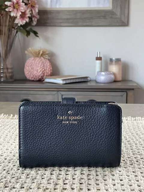 Kate Spade New York Leila Medium Compact Bifold Wallet Leather Black / Gold