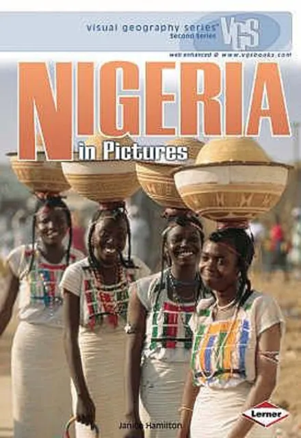 Nigeria in Pictures Paperback Janice Hamilton
