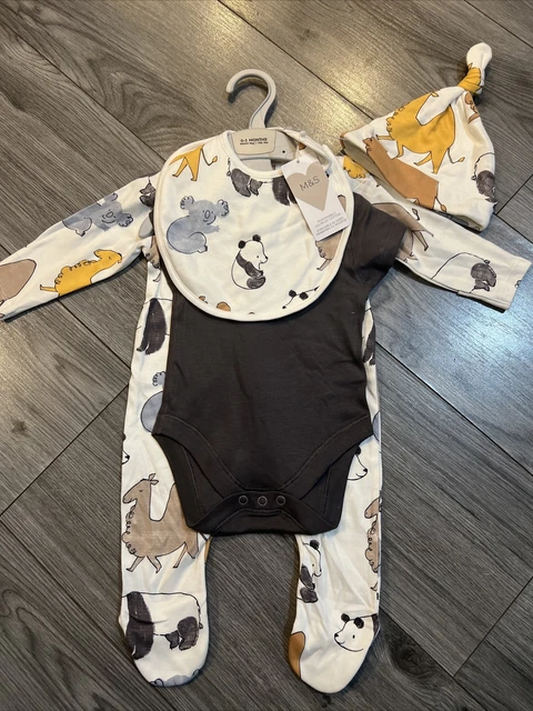 M&S baby boy / girl 0-3 months Sleepsuit / bib / baby grow and hat bundle BNWT