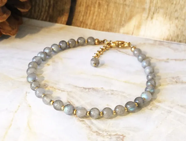 Bracelet pierre de labradorite gris reflets bleutés femme ajustable, acier doré