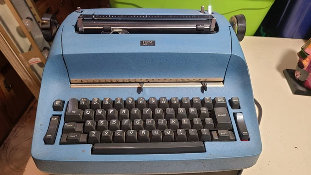 IBM Selectric Double Insulated Type Writer Blue PARTS ONLY