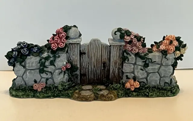 Ivy & Innocence Figurine The Garden Gate Original Box No Pamphlet, Fantastic