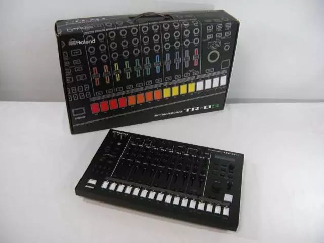 Roland Tr-8S Rhythm Machine