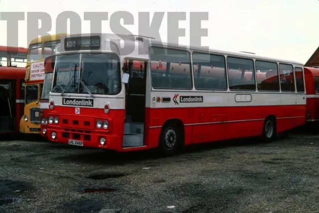35mm Slide Thames Valley Leyland Leopard Alexander 66 LHL246P Reading 1982 Orig