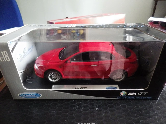 WELLY 1/18 アルファロメオ アルファGT ミニカー