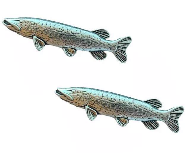 2 X Lucio Fish Hecho a Mano De Peltre Inglés Pin Insignia TSB-F40