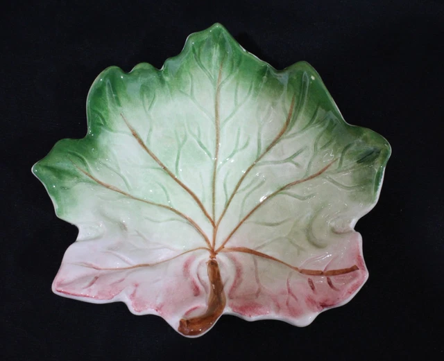 Vintage Carraro Italy Majolica Leaf Shaped Ceramic Trinket Dish