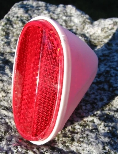 Feu Arrière LED Pour Garde-boue Vélo - Marque Spanninga, Neuf Dans Son Emballage