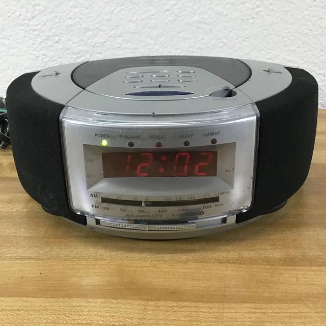 AUDIOPHASE DIGITAL DUAL Alarm Clock AM / FM Radio CD Player CDK101