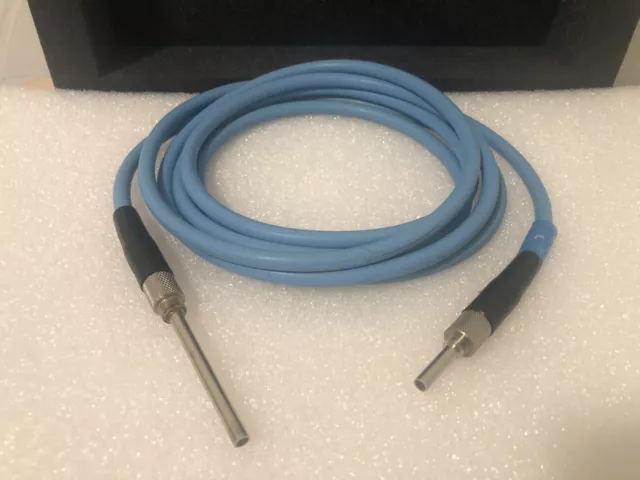Smith Nephew/Dyonics -REF: 7205180 - Gemini Fiber Optic Light Cord - 4mm x 10FT