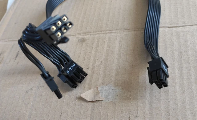 2 Cavi Alimentazione PCIe 6 Pin Per Mac Pro - Doppio Connettore 6+6 Pin, 25 Cm