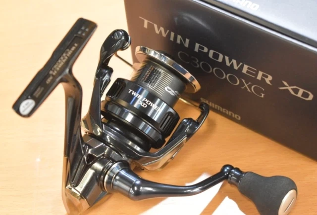 新品未使用　SHIMANO 25 TWIN POWER XD C3000XG Shimano 25 Twin Power XD C3000XG