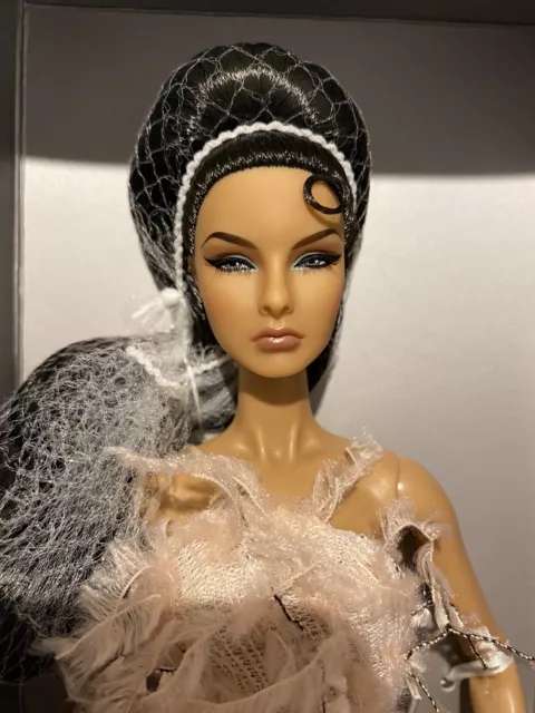 Integrity Toys Fashion Royalty Up With A Twist Agnes Von Weiss. Nrfb.