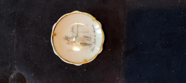 ANCIENNE ASSIETTE MINIATURE porcelaine de Limoges phare bord de mer EUR