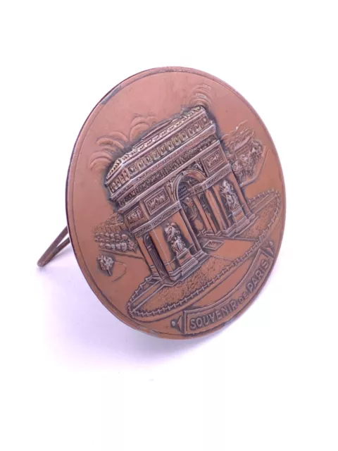 Médaillon Cuivre dans cerclage en Bronze & Triomphe