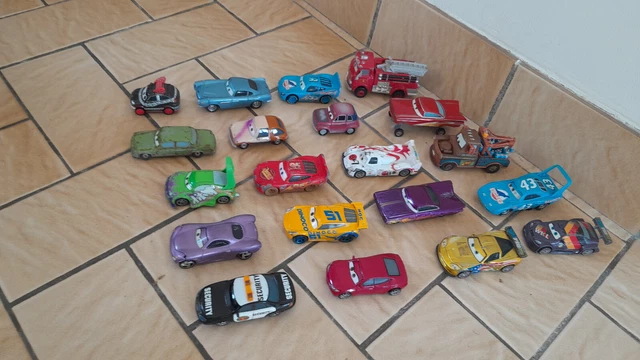 Disney Pixar Lot De 20 Voitures Cars Lot M 3