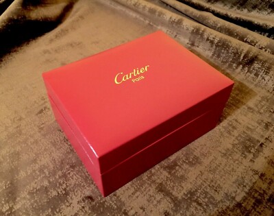  boite à bijoux Cartier authentique rouge très bon état  