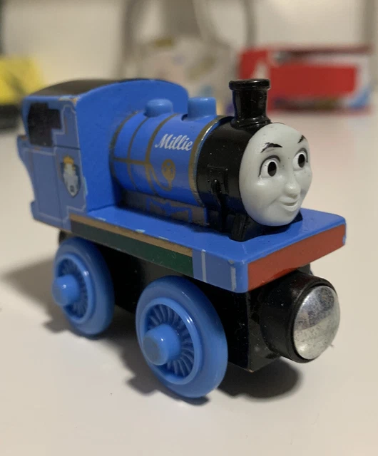 THOMAS AND FRIENDS “Millie” Wooden Train, Purple, Couplers On