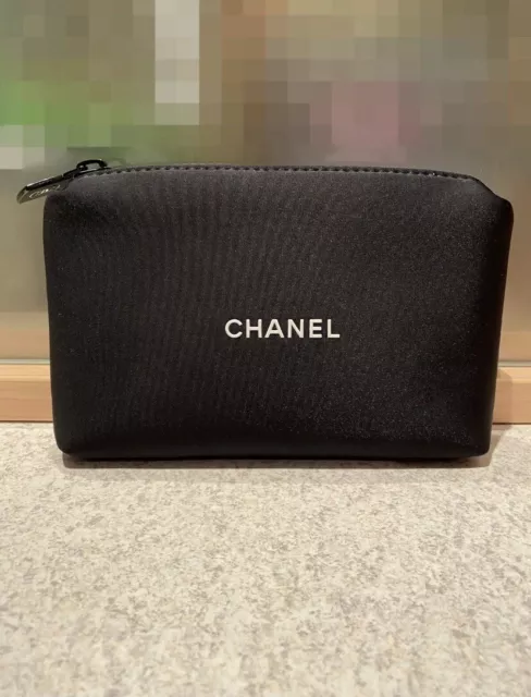 GENUINE Chanel Makeup Traveling Wash BAG VIP GIFT Beauty Counter 3