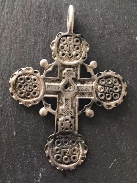 Großes orthodoxes Brustkreuz aus dem 17.-18. Jahrhundert. Silber.