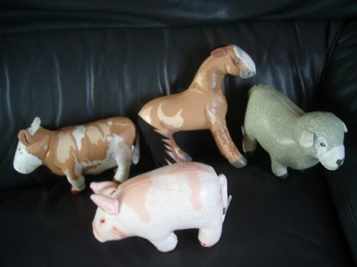 Lot De 4 Peluches Plastifiees Animaux De La Ferme  Neuf !!   Idee Cadeau !