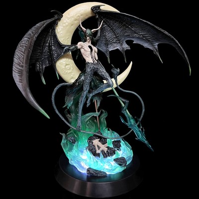 bleach ulquiorra statue