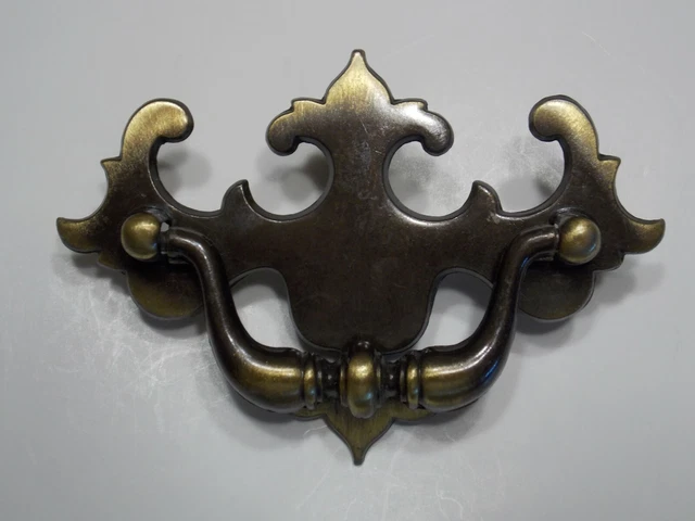 ANTIQUE BRASS  METAL Cabinet Furniture drawer/door pulls. 25 pcs FREE SHIPPING!!
