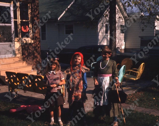 Sl60  Original slide 1970's  Adorable kids in costume Halloween 242a