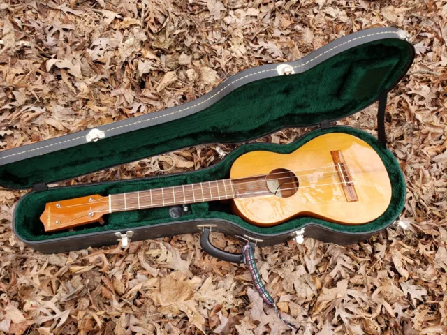 Candelas requinto jarocho with pickup, rare pro quality instrument w hardcase