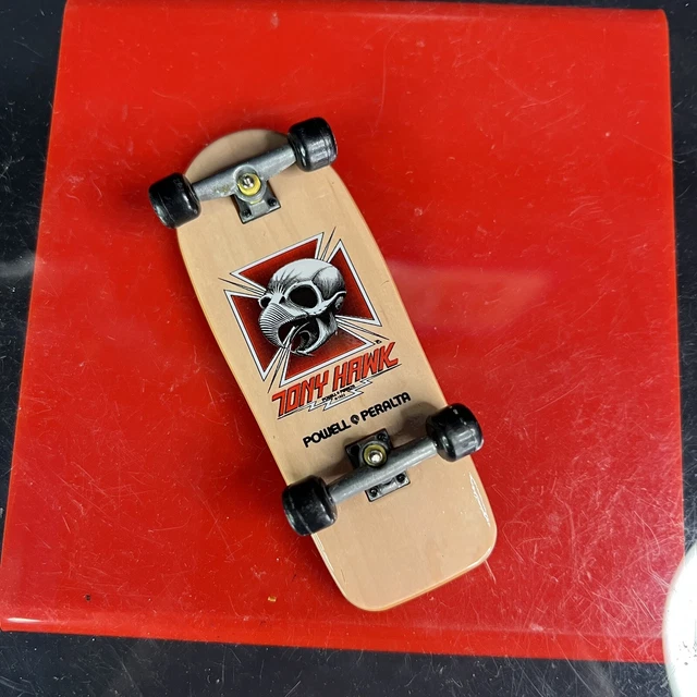 TECH DECK TONY Hawk Powell Peralta 1983 Collectors Series Fingerboard