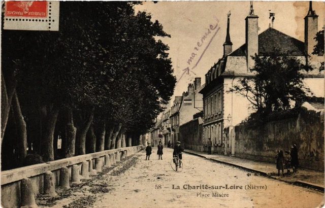 CPA La CHARITÉ-sur-LOIRE - Place Misere (456575)