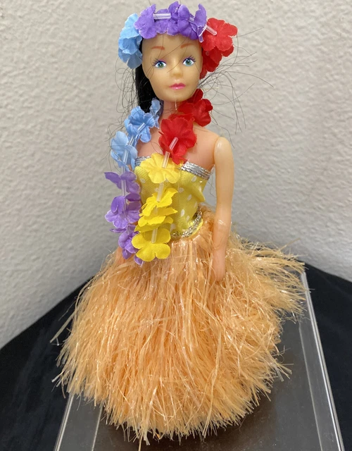 Vintage Hawaiian Dashboard Hula Dancer Grass Skirt Lei Tiki Polynesian 7.5 Inch