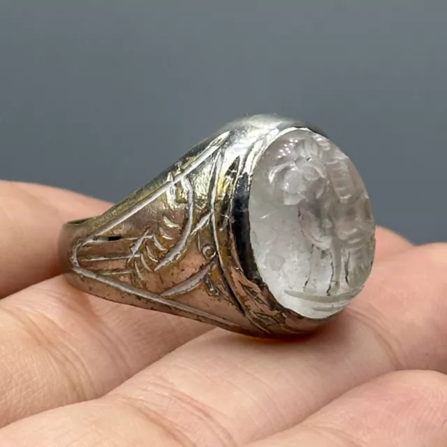Stunning ancient Roman ring with animal intaglio - cleaned