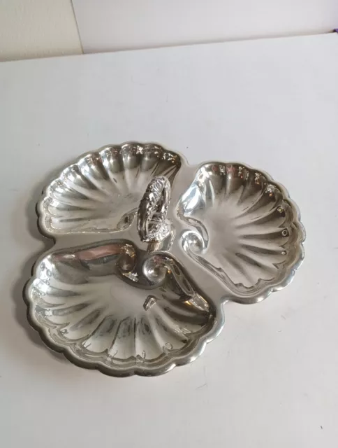 "Pilgrim 5113"  3-part Sea Shell Nut/Candy Dish