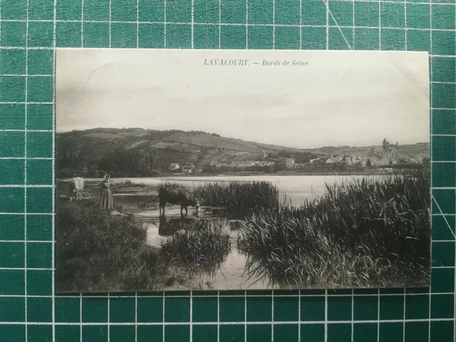 sb375 CPA BE circa 1900 Yvelines - Lavacourt vache paysanne bord seine