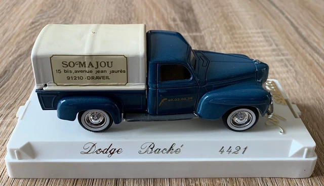 Solido 1/43 Ford V8 Camion Publicitaire Groupe AZUR - édition Limitée 1994
