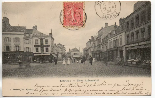 EPERNAY - Marne - CPA 51 - the streets - Place Auban Moet - at the good market