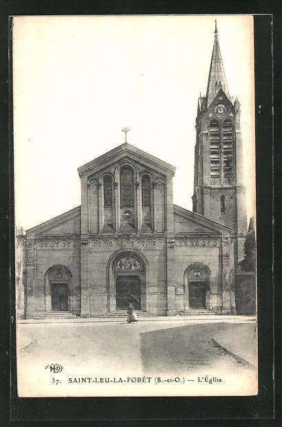 CPA Saint-Leu-La-Foret, L´Eglise, vue de l'Église