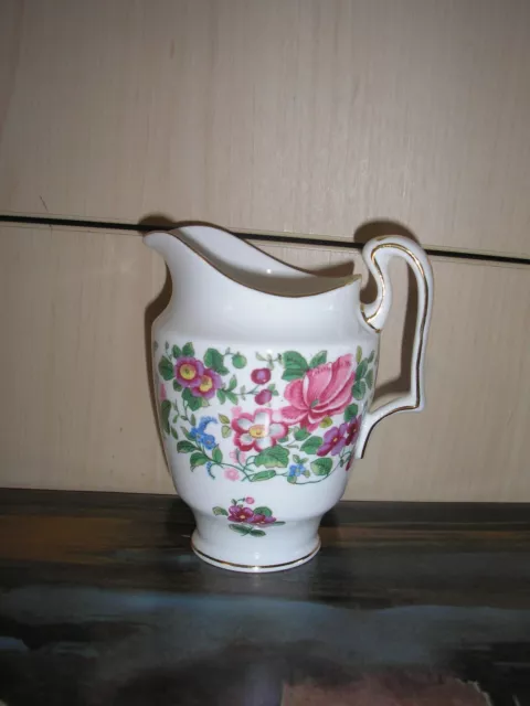 CROWN STAFFORDSHIRE  FINE BONE CHINA CREAM MILK JUG ENGLAND  1950's