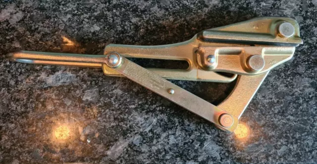 Klein Tools 1656-50 Chicago Grip Cable Wire Puller Bare Wire .7" to .8"