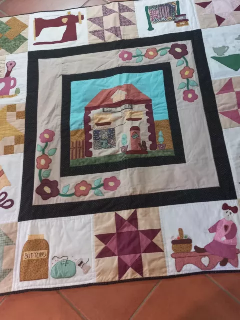 Patchwork And Applique quilt handmade Square Shape