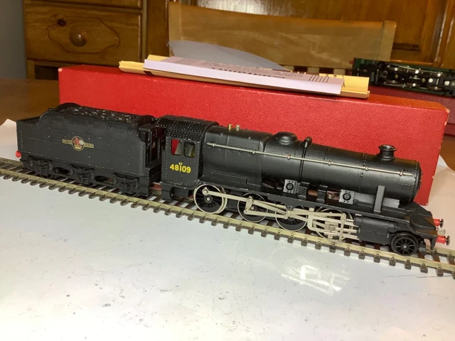 Hornby Dublo 2 Rail 2225 BR 2-8-0 Class 8F Loco 48109
