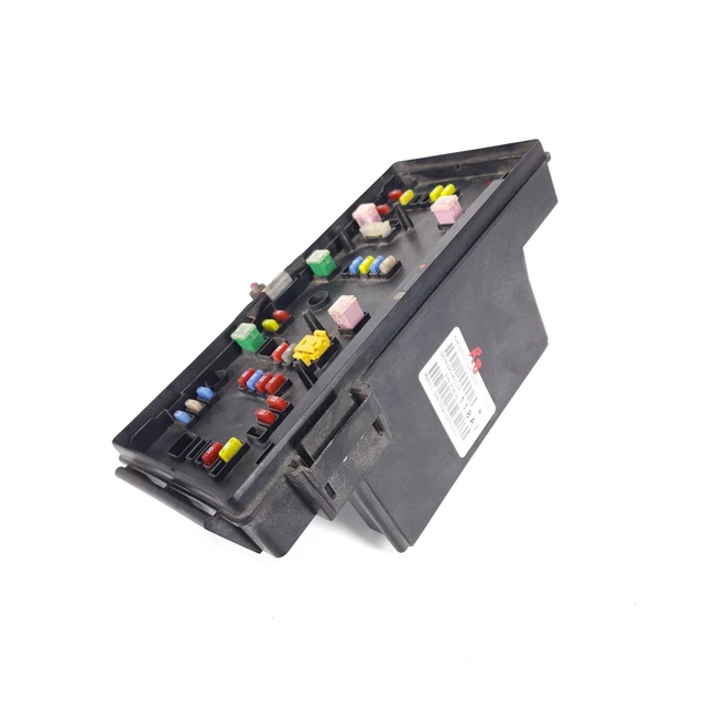 07 DODGE RAM 1500 2500 Fusebox Totally INTEGRATED POWER MODULE TIPM