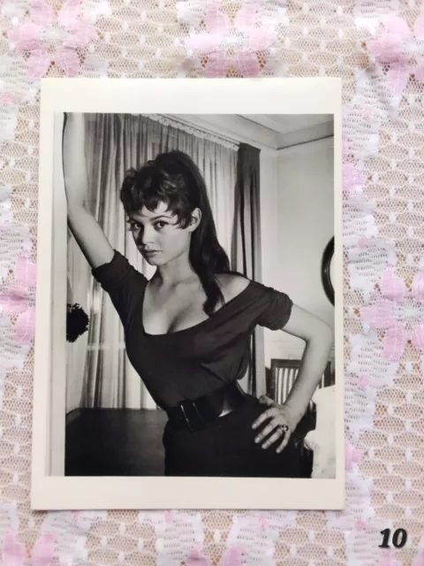 Brigitte Bardot Philippe Halsman schwarz-weiße Postkarte