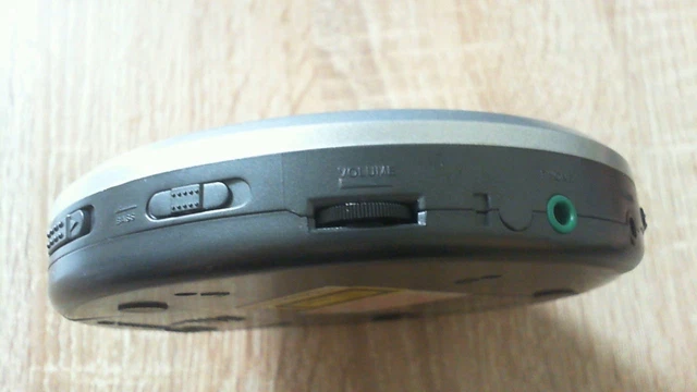 Denver DMP 347 Tragbarer Disc-Player 7