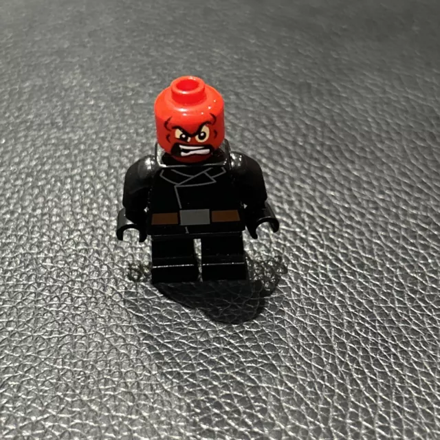 Genuine Lego Marvel Super Heroes RED SKULL Minifigure from 76065 Mighty Micros