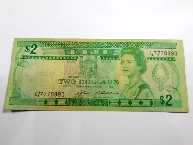 FIJI 1970s Two Dollar Bank Note  Circulated