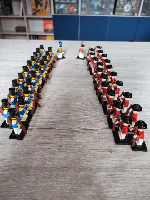 Lego deux armées de 21 soldats chacune, époque Napoléon. Soldats tous équipés.