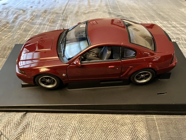 Miniature Bentley Continental GT V8 Rouge - Marque RMZ City, Modèle 555021, Moulée Sous Pression, Neuve
